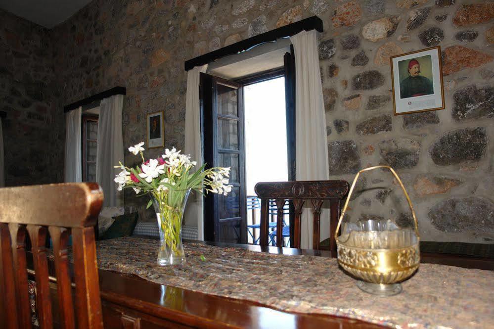 Villa Castello Хидра Екстериор снимка