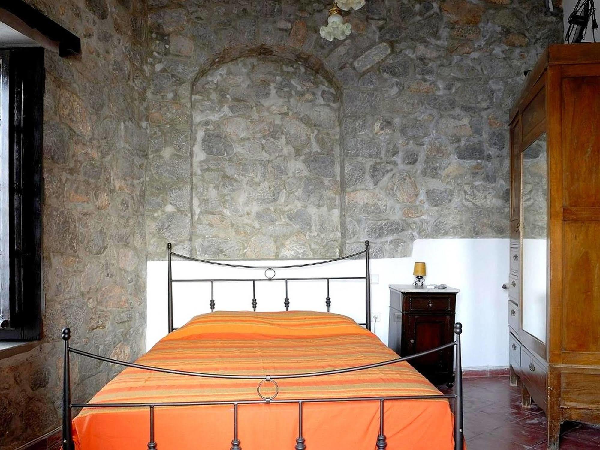 Villa Castello Хидра Екстериор снимка