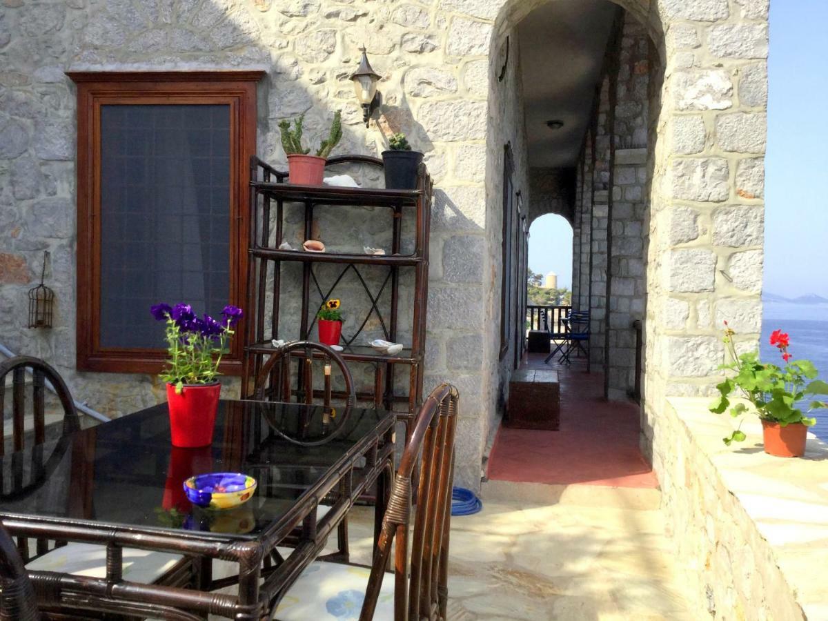 Villa Castello Хидра Екстериор снимка